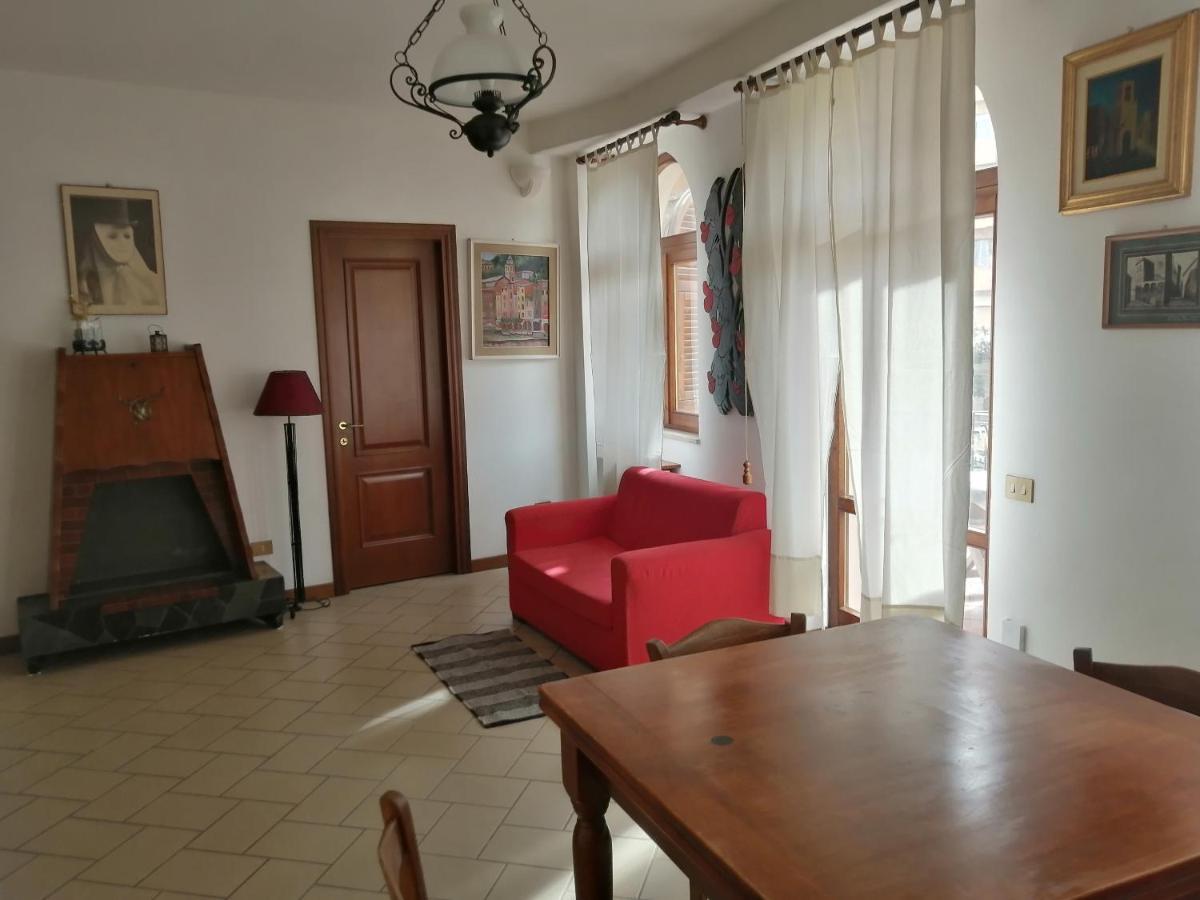 Hotel Residenza Schinardi Oristano Esterno foto