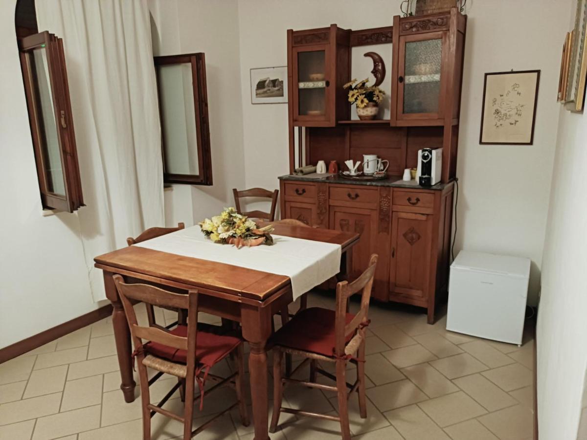 Hotel Residenza Schinardi Oristano Esterno foto